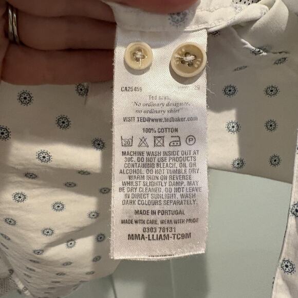 Ted Baker Shirt Mens Extra Large White Blue Floral Dot Button Up Dress Casual‎ - Picture 9 of 10